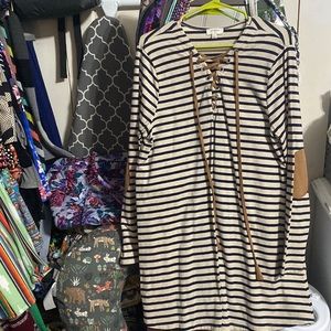 Umgee large long sleeve dress